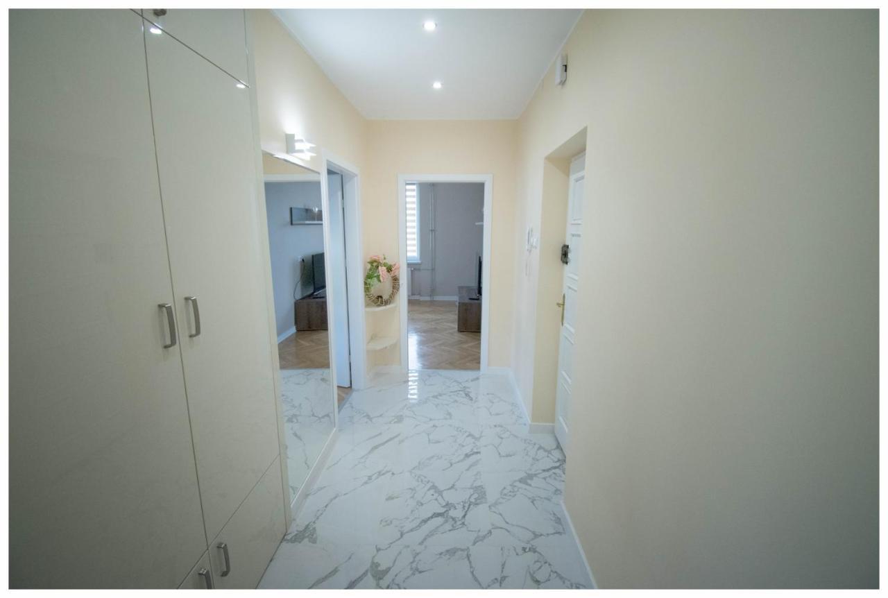 Color 24 Apartament III Stalowa Wola Eksteriør billede